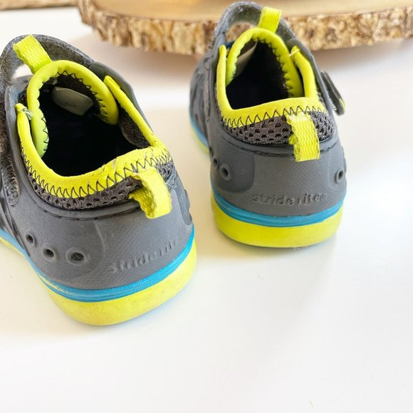 Stride Rite Phibian Made 2 Play Water Friendly Shoes | Size 6 - Picture 5 of 8